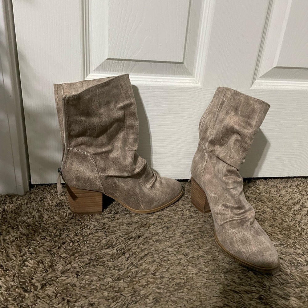 Women’s Light Brown Booties Boots